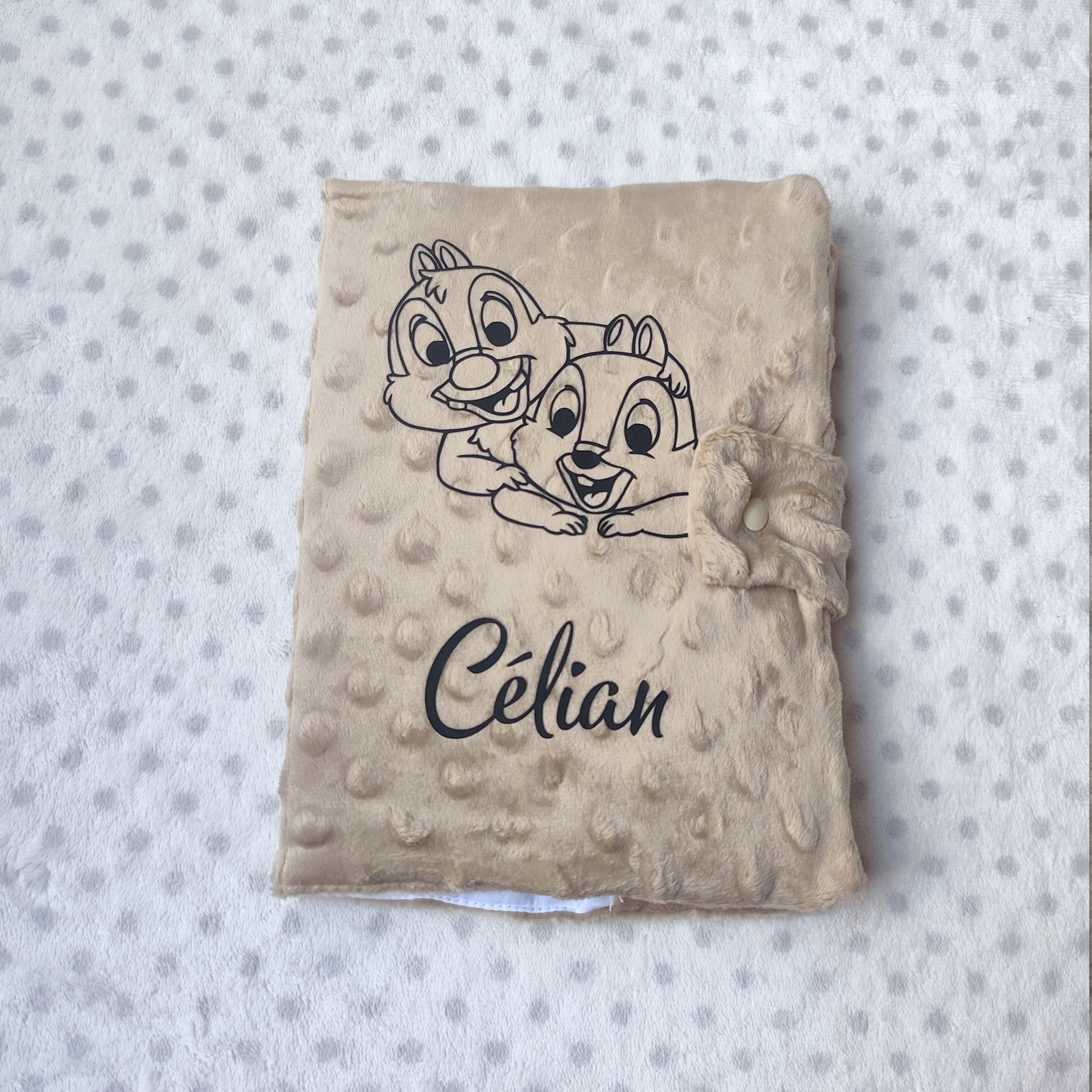 Protège Carnet de Santé Tic & Tac Personnalisé - Floquage, Plusieurs coloris